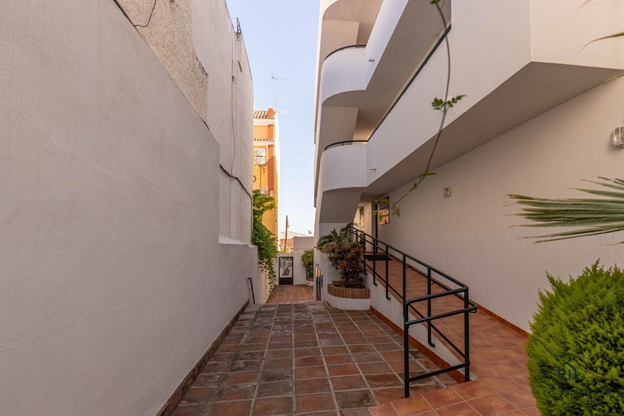 Apartamento En La Playa En Paseo Maritimo Málaga Exterior foto
